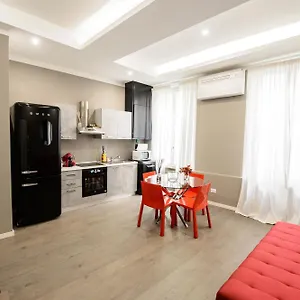 Academy Tortellinosuite , Modena Italia