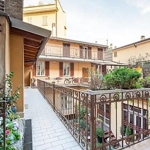 Cosy Corso Lodi&porta Romana M3 , Milano Italia
